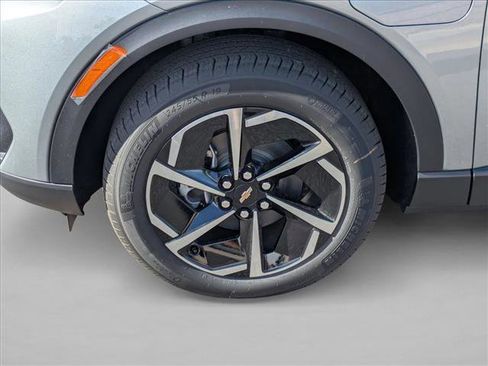 New 2026 Chevrolet Equinox EV LT image 10