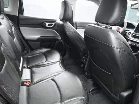 Used 2022 Jeep Compass Latitude w/ Sun and Sound Group image 30