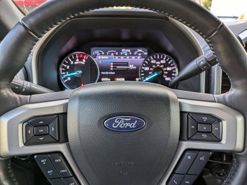 Certified 2022 Ford F250 Lariat w/ Lariat Ultimate Package image 24