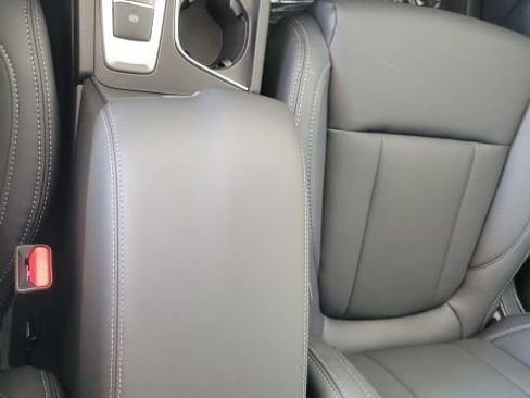 New 2026 Subaru Ascent Premium AWD/4WD image 18