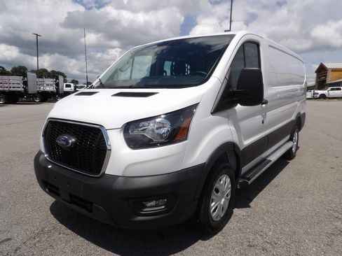 Used 2025 Ford Transit 250 Low Roof w/ Exterior Upgrade Package RWD image 54