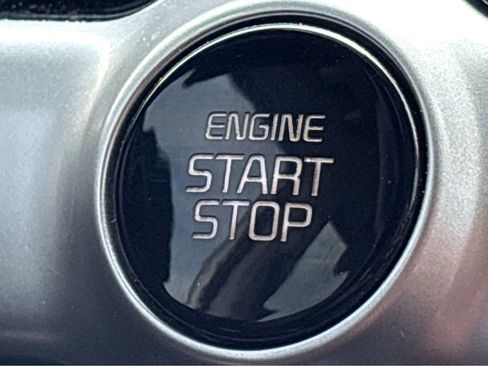 Used 2023 Kia Seltos S w/ Navigation Package FWD image 5