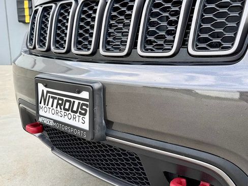 Used 2017 Jeep Grand Cherokee Trailhawk AWD/4WD image 10