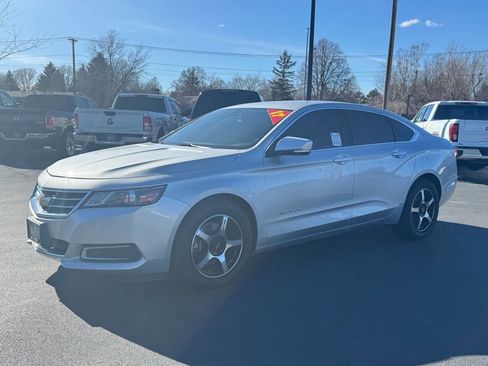 Used 2017 Chevrolet Impala LT image 11