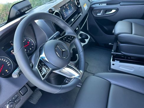 New 2026 Mercedes-Benz Sprinter 2500 image 10