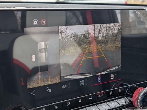 New 2026 GMC Canyon AT4X w/ LPO, Black Badging Package AWD/4WD image 7