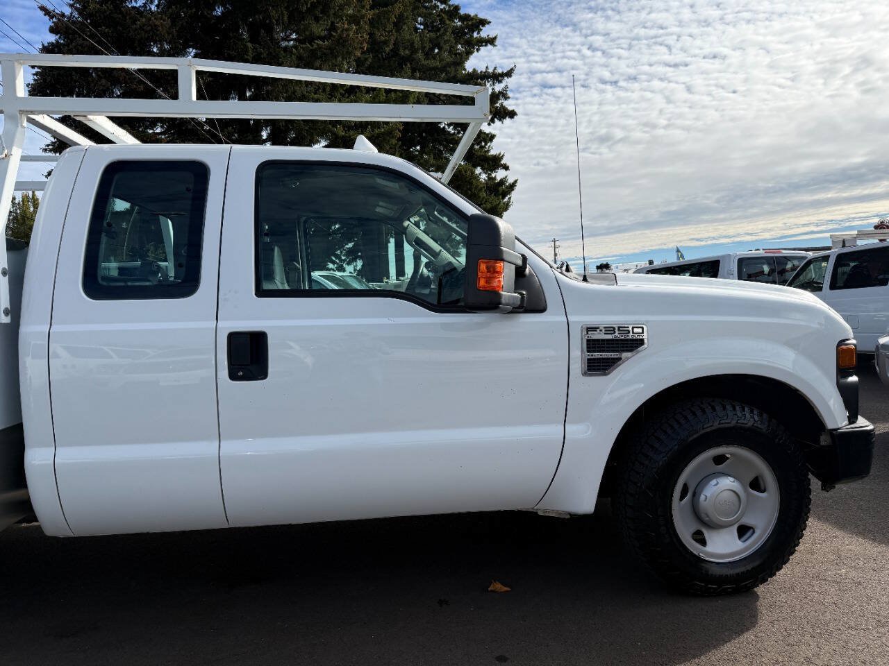 Used 2008 Ford F350 XL RWD image 24