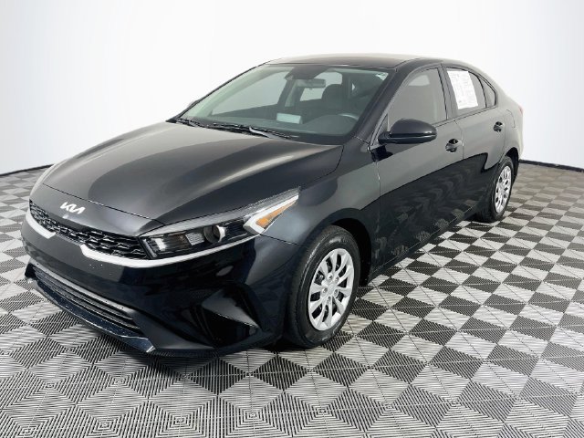 Used 2024 Kia Forte LX FWD image 4