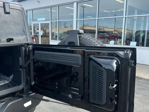 New 2026 Ford Bronco Outer Banks AWD/4WD image 34
