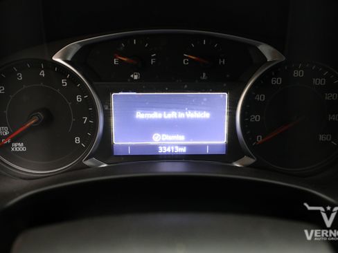 Used 2024 GMC Terrain SLT AWD/4WD image 9