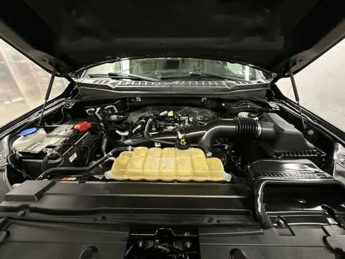 Used 2019 Ford F150 XLT w/ Equipment Group 302A Luxury AWD/4WD image 24