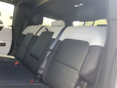 New 2025 GMC Hummer EV 3X image 12