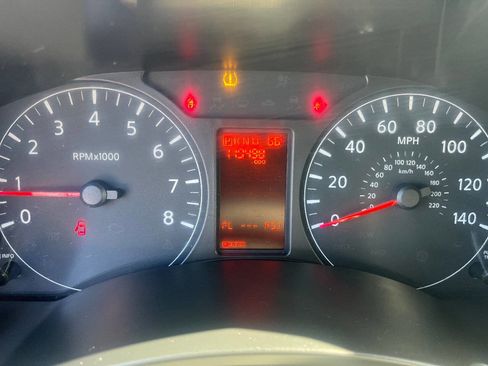 Used 2019 Nissan NV 2500 S image 15