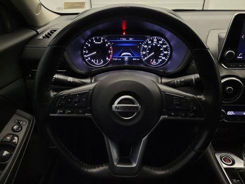 Used 2020 Nissan Sentra SV image 21