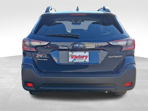 Used 2023 Subaru Outback Premium image 5