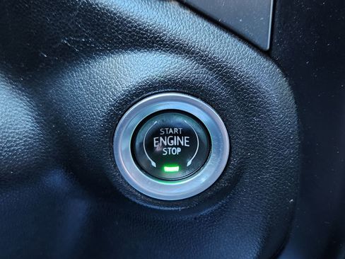 Used 2023 Chevrolet Silverado 2500 LT w/ Convenience Package image 23