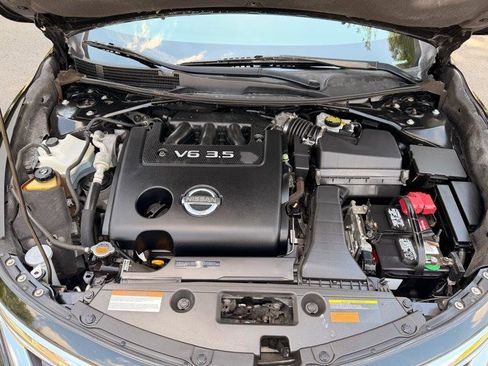 Used 2013 Nissan Altima 3.5 SL w/ Technology Pkg image 22