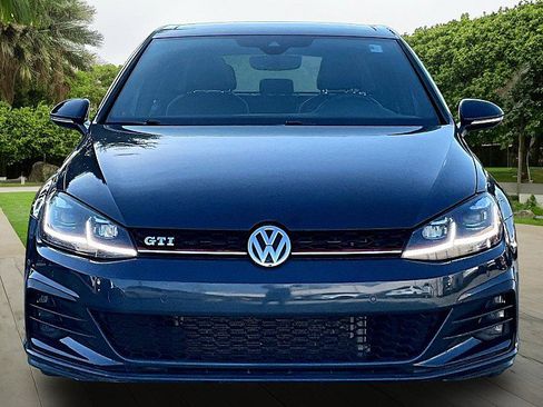 Used 2018 Volkswagen GTI Autobahn FWD image 2