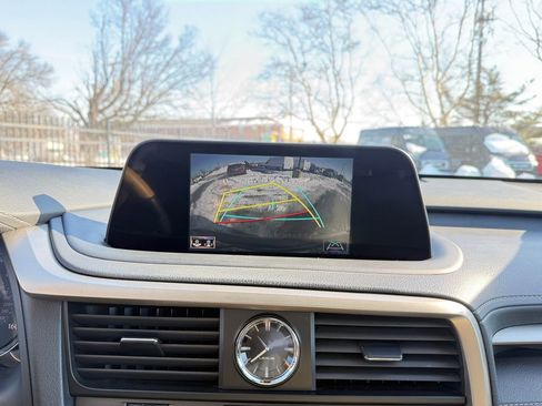 Used 2022 Lexus RX 350L FWD w/ Premium Package image 22