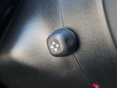 Used 2018 Jeep Grand Cherokee Trailhawk w/ Trailhawk Luxury Group AWD/4WD image 27