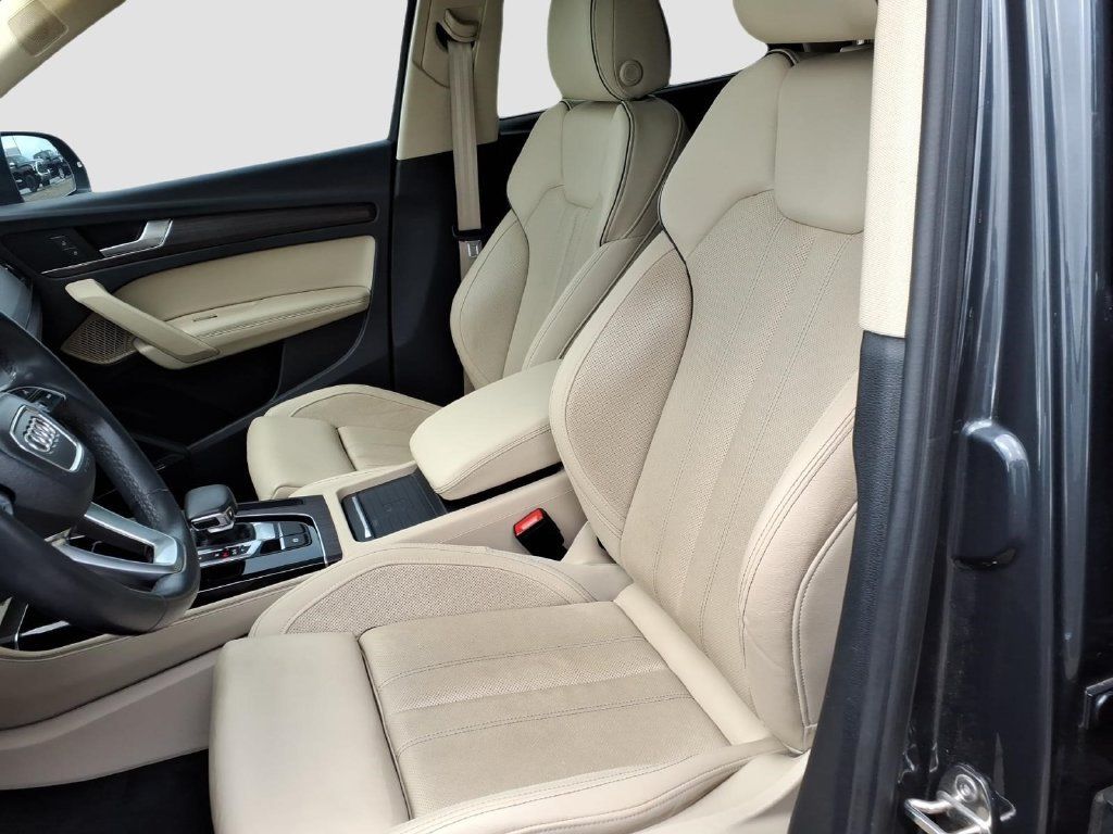 Used 2021 Audi Q5 Prestige w/ Prestige Package AWD/4WD image 18