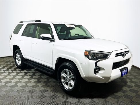 Certified 2024 Toyota 4Runner SR5 Premium image 1