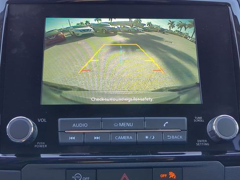 Certified 2024 Nissan Frontier SV w/ SV Convenience Package image 20