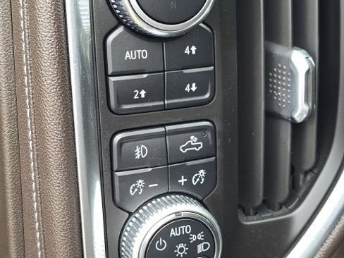 Used 2022 GMC Sierra 1500 SLT w/ SLT Premium Plus Package image 30