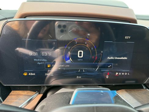 New 2026 Chevrolet Suburban High Country AWD/4WD image 11