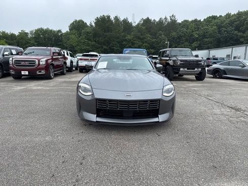 Used 2024 Nissan Z Performance w/ Floor Mat Package RWD image 8