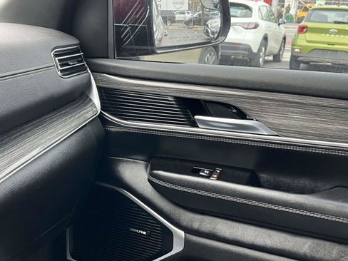 Used 2022 Jeep Wagoneer Series II image 33