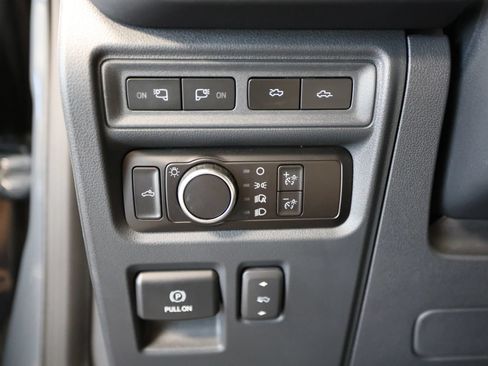 Used 2023 Ford F150 Lightning Platinum AWD/4WD image 31