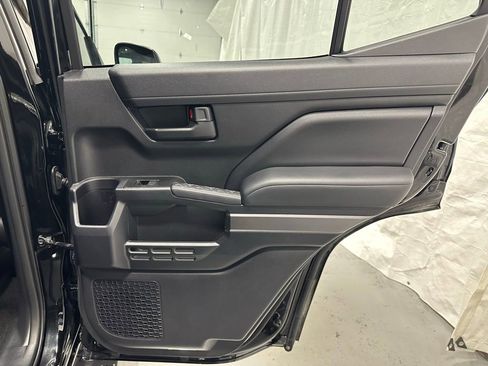 Used 2025 Toyota 4Runner TRD Off-Road Premium w/ Tow Technology Package image 52