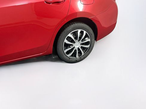 Used 2016 Toyota Corolla LE FWD image 28