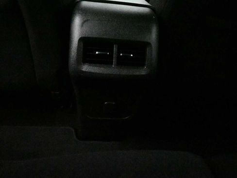 Used 2018 Chevrolet Equinox LT AWD/4WD image 26
