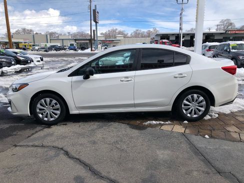Used 2018 Subaru Impreza 2.0i image 5