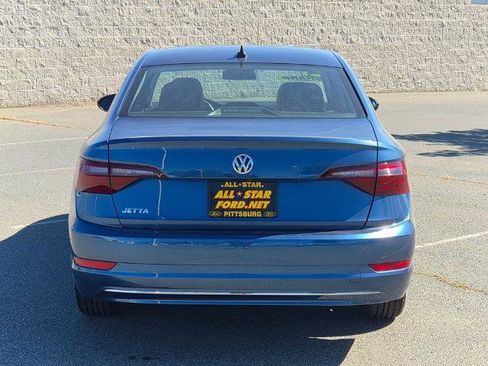 Used 2021 Volkswagen Jetta SE image 5