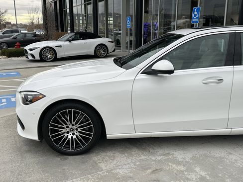 Certified 2025 Mercedes-Benz C 300 4MATIC Sedan image 9