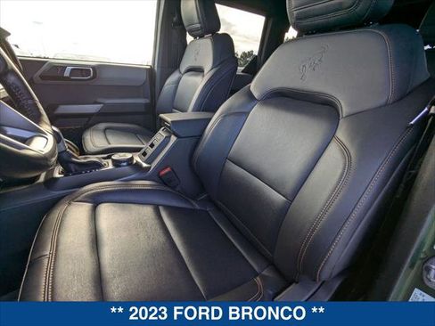 Used 2023 Ford Bronco Badlands image 21