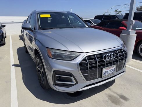 Used 2021 Audi Q5 2.0T Premium Plus w/ Premium Plus Package AWD/4WD image 3