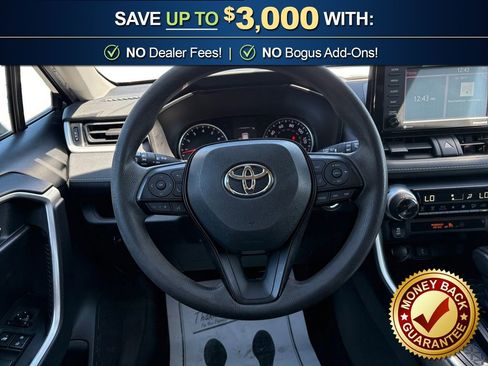 Used 2020 Toyota RAV4 XLE image 18