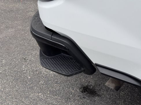 Used 2023 Chevrolet Colorado Trail Boss w/ Advanced Trailering Package image 10