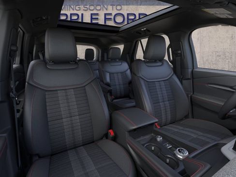 New 2026 Ford Explorer ST-Line w/ ST-Line Street Pack AWD/4WD image 10