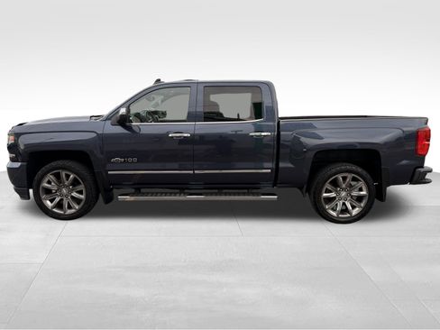 Used 2018 Chevrolet Silverado 1500 LTZ Z71 w/ Centennial Edition AWD/4WD image 10
