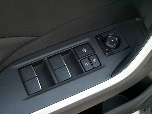Certified 2025 Toyota RAV4 XLE Premium AWD/4WD image 19