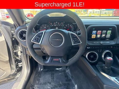 Used 2018 Chevrolet Camaro SS RWD image 12