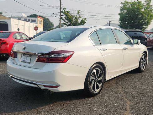 Used 2016 Honda Accord EX-L image 6