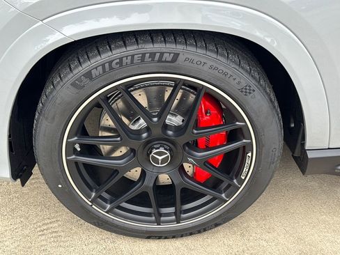 New 2026 Mercedes-Benz GLE 63 AMG S image 12