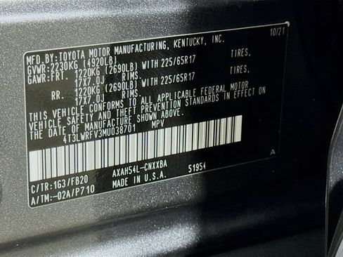 Used 2021 Toyota RAV4 LE AWD/4WD image 16