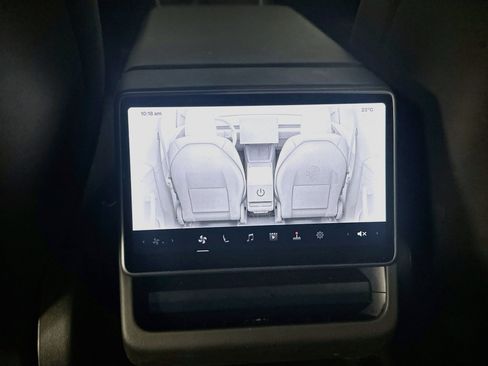 Used 2026 Tesla Model Y 2WD image 25